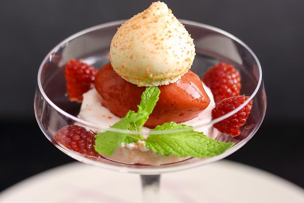 Hotel De France - Restaurant L'Insolite Douarnenez Zewnętrze zdjęcie