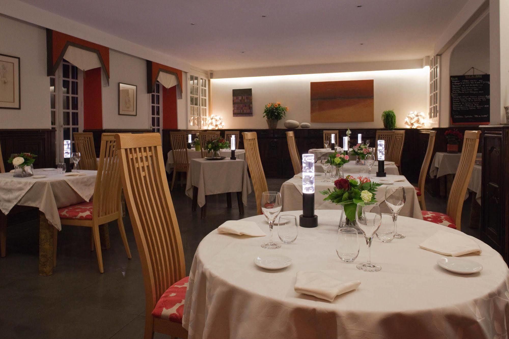 Hotel De France - Restaurant L'Insolite Douarnenez Zewnętrze zdjęcie