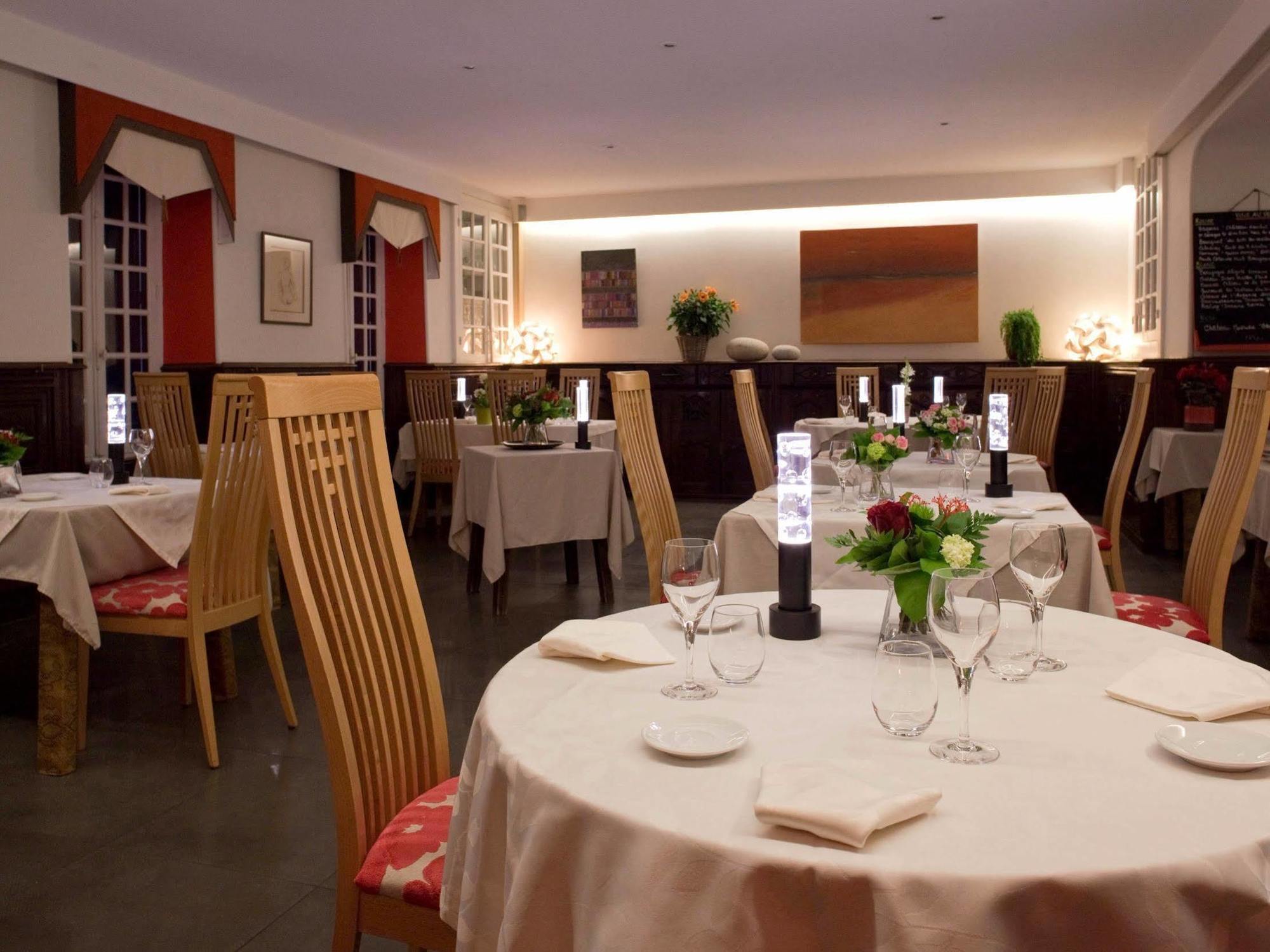 Hotel De France - Restaurant L'Insolite Douarnenez Zewnętrze zdjęcie